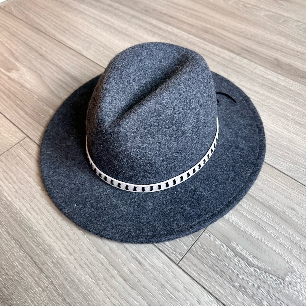 Treasure and Bond 100% wool Gray hat